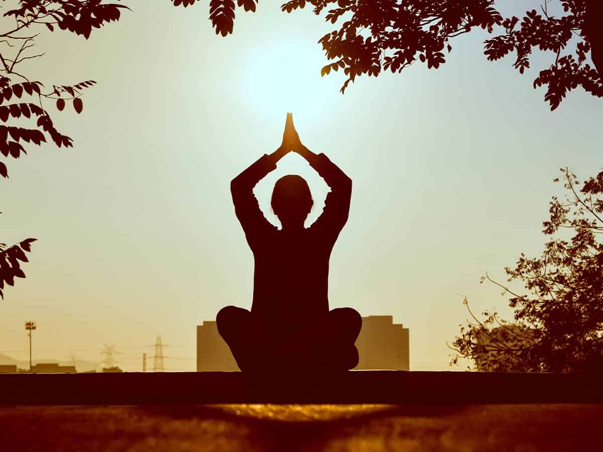 Meditação: o que é, benefícios (e como meditar) - Tua Saúde