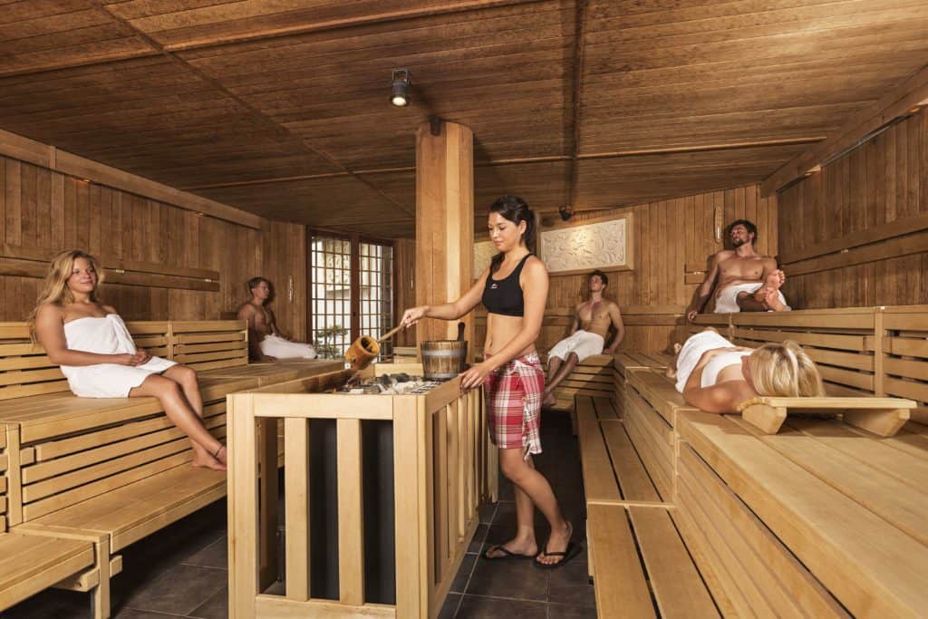 Was bringt die Sauna nach dem Sport? Aufgusssauna im Neptunbad
