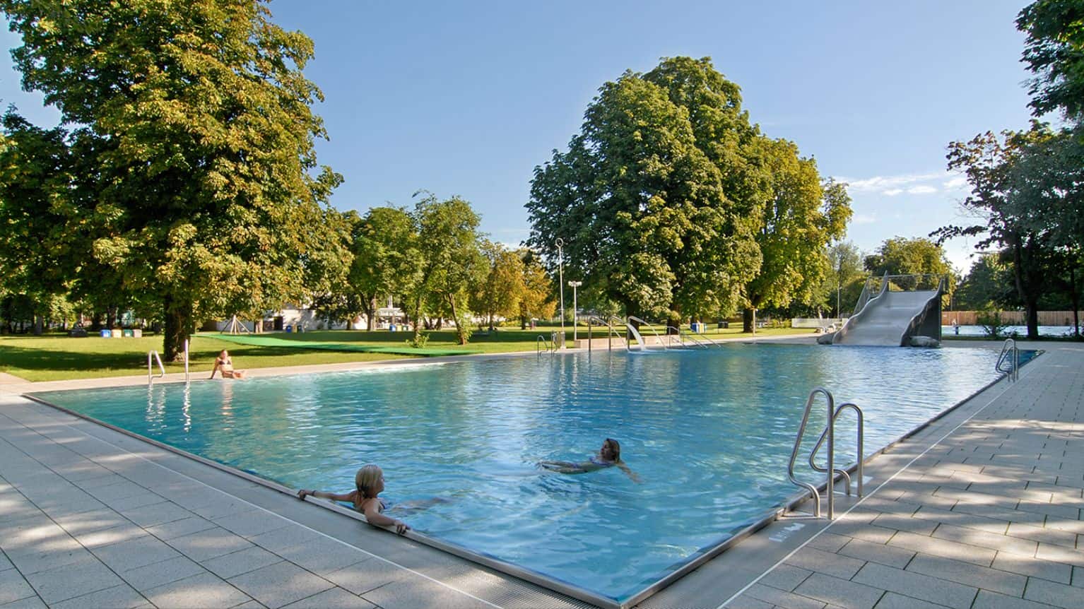 Best outdoor pool Munich: Dantebad