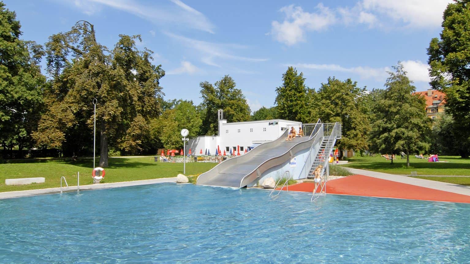 Best outdoor pool Munich: Schyrenbad Freibad