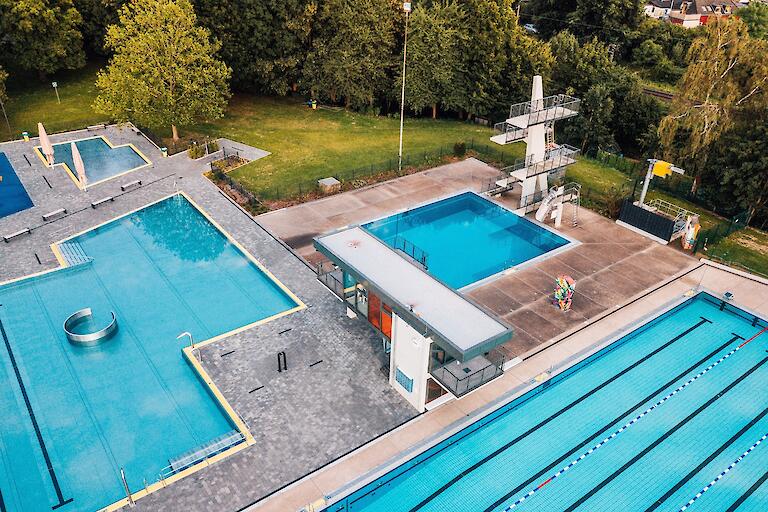 Freibad Allwetterbad Urban Sports Club