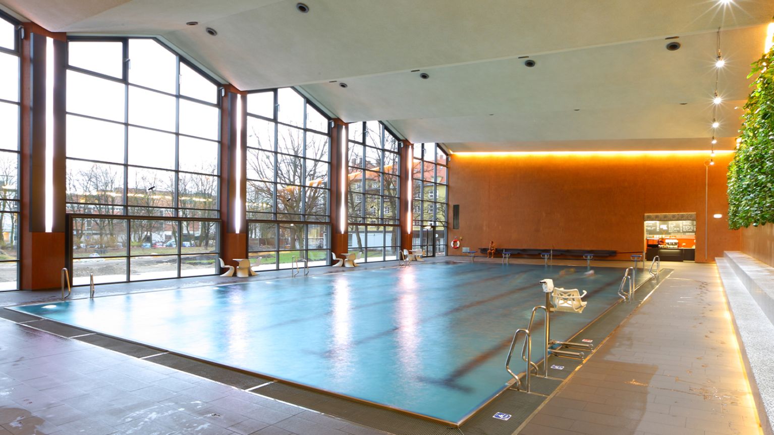 Bestes Schwimmbad München: Südbad Hallenbad