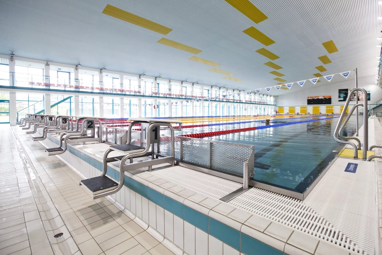 Bestes Schwimmbad Dresden: Hallenschwimmbad Riesa