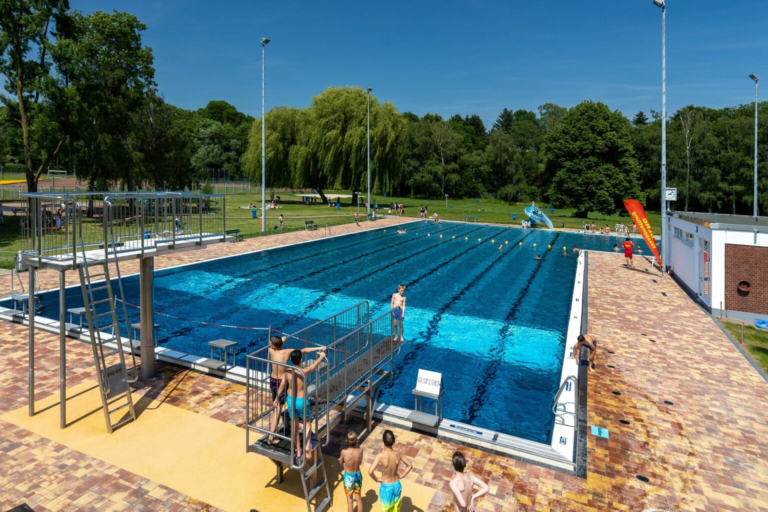 Freibad Nieder-Eschbach Urban Sports Club