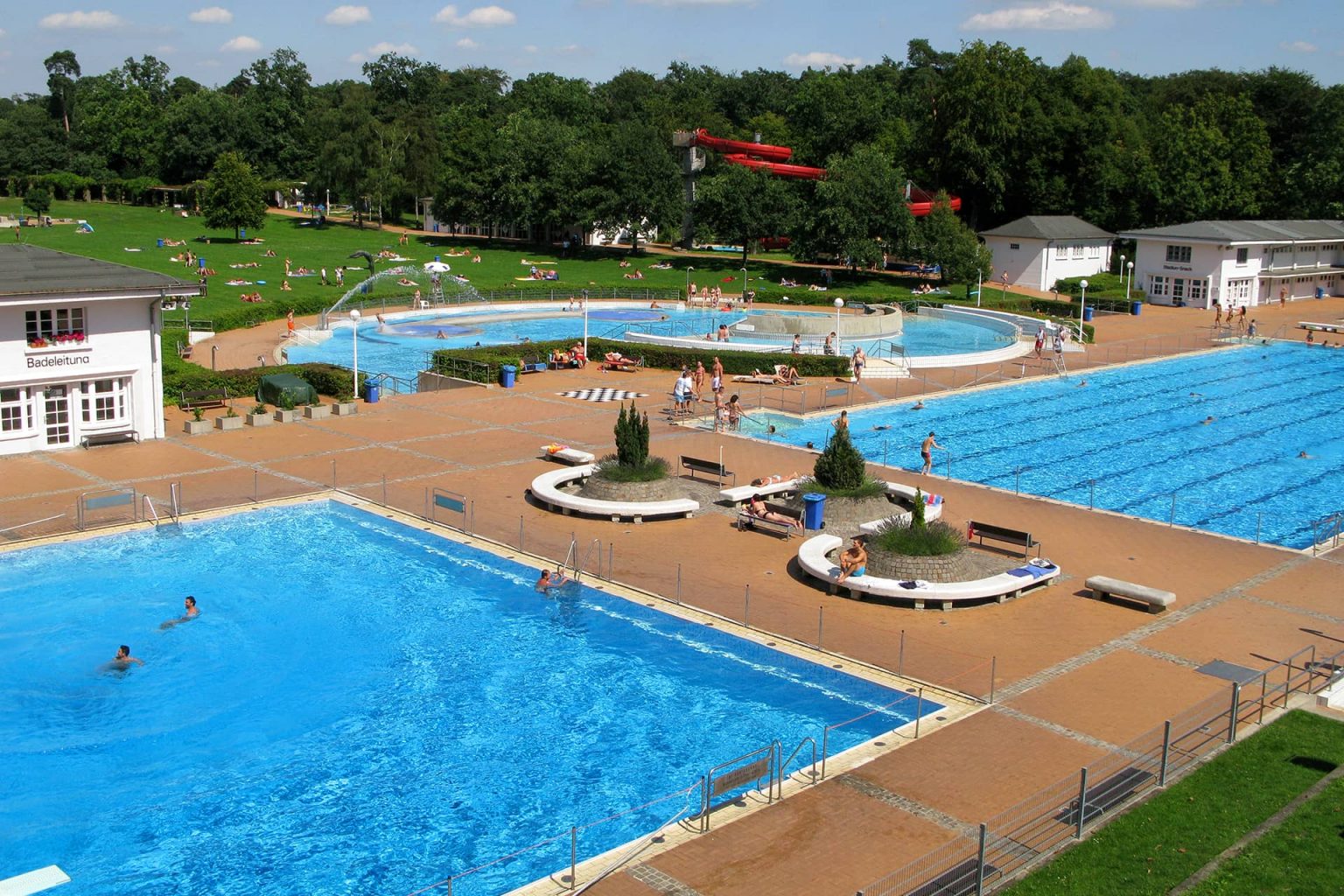 Bestes Freibad Frankfurt: Freibad Stadionbad