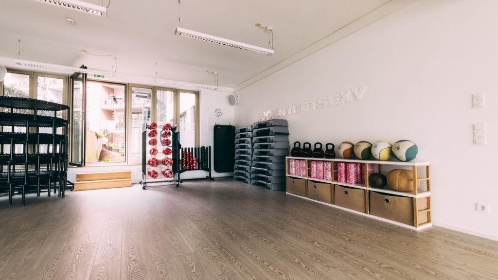 Bestes Fitnessstudio Stuttgart: JONNY M. Home Hölderlinplatz