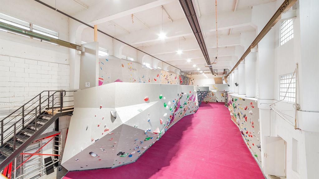 Best Bouldering Gym Munich einstein Boulderhalle