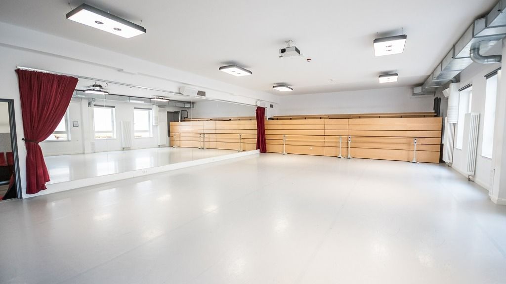 Best Sauna Hamburg: ON STAGE