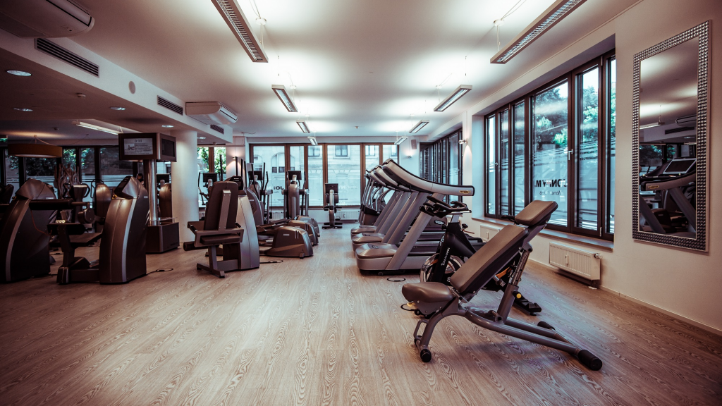 JONNY M. Club Urban Sports Club