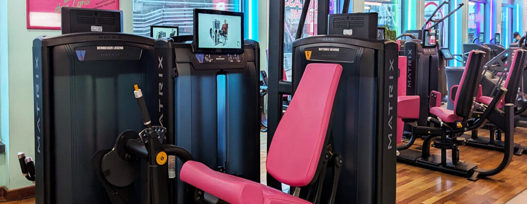 PINK Frauen Fitness Urban Sports Club