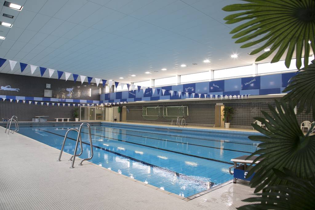 Best Pool Hanover: Hallenbad Anderten 