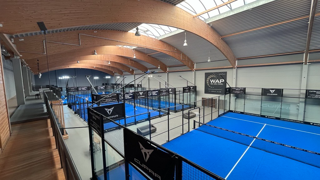 Bester Padel Court Berlin: 4PADEL