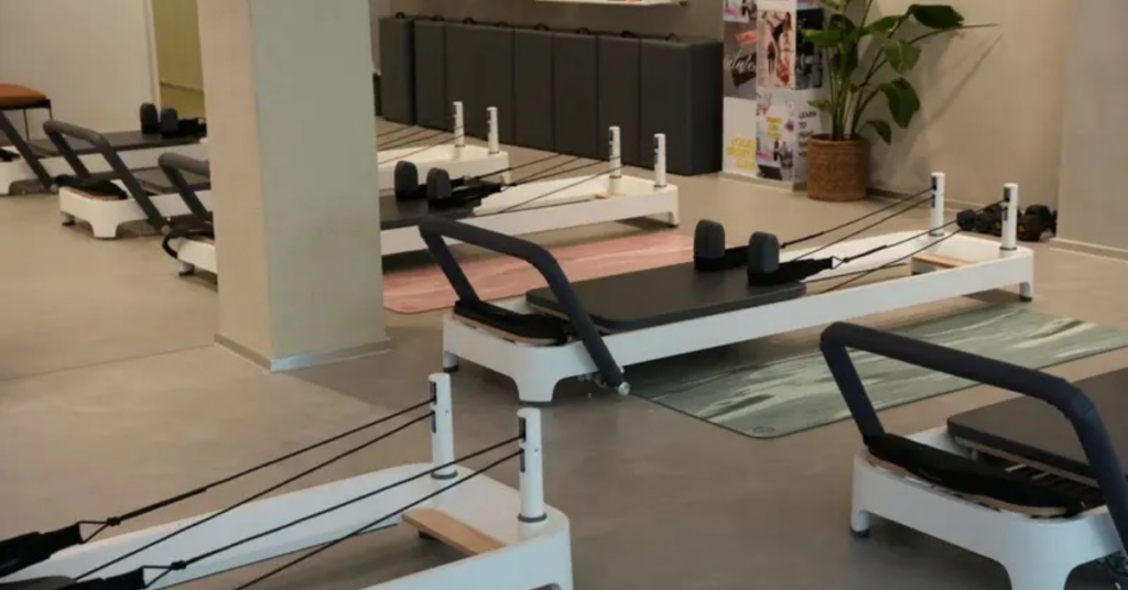 Bestes Reformer Pilates Studio Frankfurt FIGHT&flow Urban Sports Club