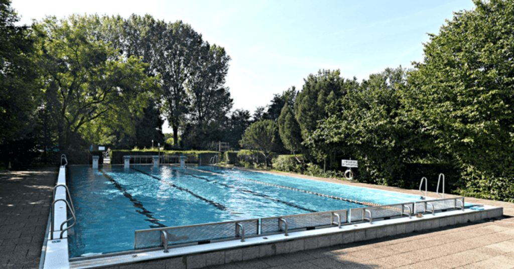 Best Ourdoor Pool Berlin: Sommerbad Staaken-West Urban Sports Club