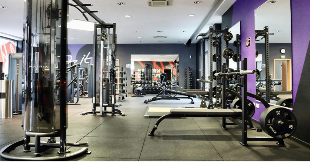 Bestes Fitnessstudio Bochum FITOMAT Hammertal Urban Sports Club 