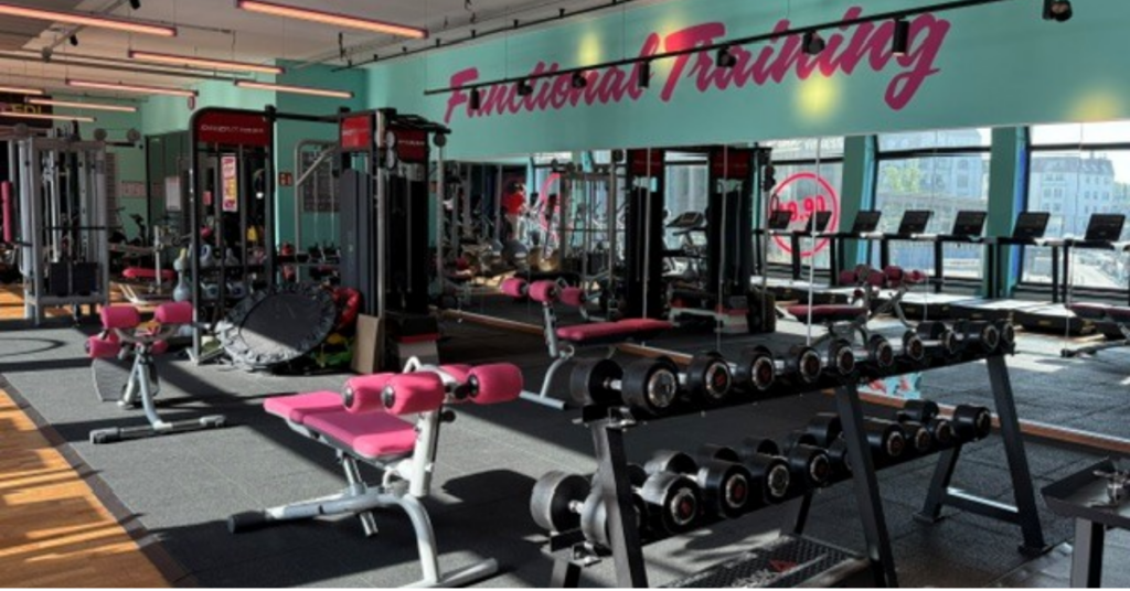 FLINTA* Safer Spaces Berlin Pink Frauen Fitness